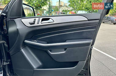 Внедорожник / Кроссовер Mercedes-Benz M-Class 2011 в 