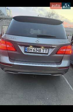 Внедорожник / Кроссовер Mercedes-Benz M-Class 2013 в 