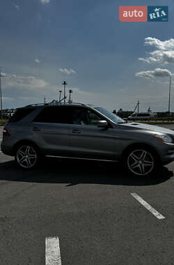 Внедорожник / Кроссовер Mercedes-Benz M-Class 2014 в 