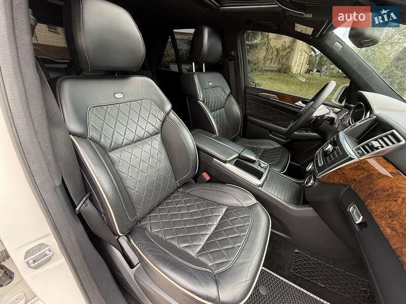 Внедорожник / Кроссовер Mercedes-Benz M-Class 2012 в Харькове