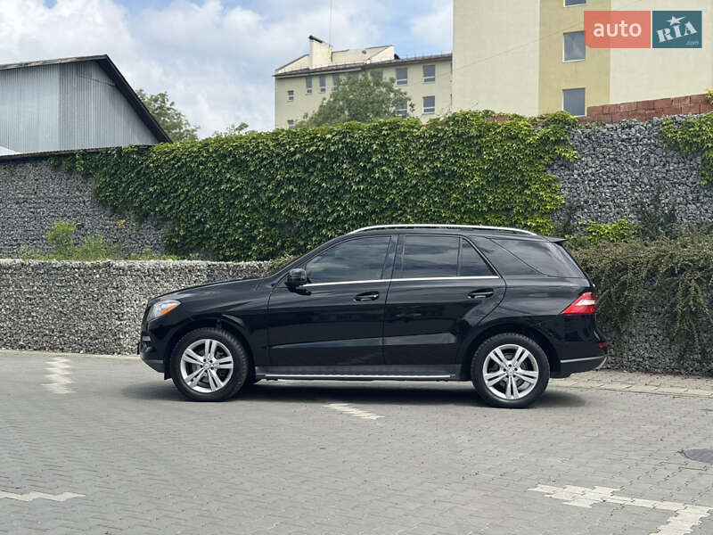 Внедорожник / Кроссовер Mercedes-Benz M-Class 2013 в Черновцах