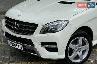 Позашляховик / Кросовер Mercedes-Benz M-Class 2013 в 