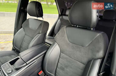 Позашляховик / Кросовер Mercedes-Benz M-Class 2013 в 