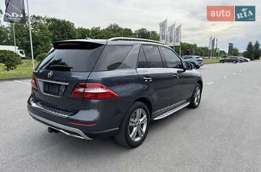 Внедорожник / Кроссовер Mercedes-Benz M-Class 2013 в 
