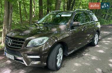 Внедорожник / Кроссовер Mercedes-Benz M-Class 2013 в 