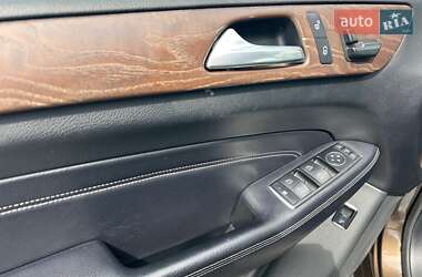 Внедорожник / Кроссовер Mercedes-Benz M-Class 2013 в 
