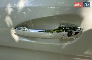 Внедорожник / Кроссовер Mercedes-Benz M-Class 2013 в 