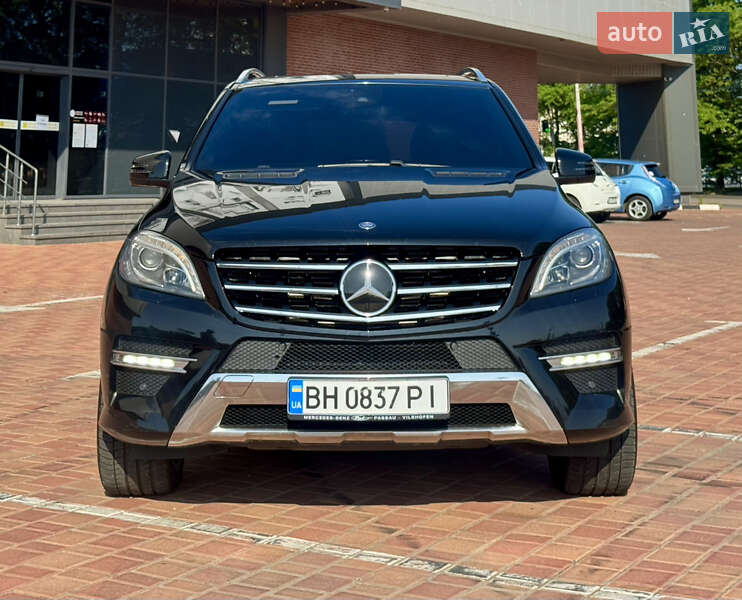 Внедорожник / Кроссовер Mercedes-Benz M-Class 2013 в Одессе