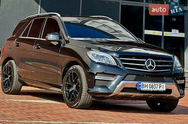 Внедорожник / Кроссовер Mercedes-Benz M-Class 2013 в 