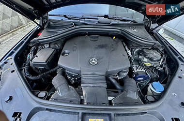 Внедорожник / Кроссовер Mercedes-Benz M-Class 2013 в 
