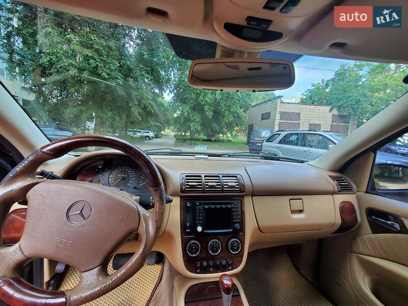 Внедорожник / Кроссовер Mercedes-Benz M-Class 2001 в Киеве