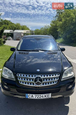 Внедорожник / Кроссовер Mercedes-Benz M-Class 2007 в 