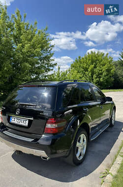 Внедорожник / Кроссовер Mercedes-Benz M-Class 2007 в 