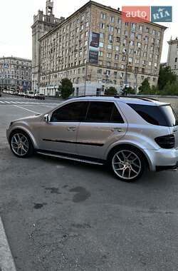 Внедорожник / Кроссовер Mercedes-Benz M-Class 2007 в 