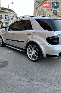 Внедорожник / Кроссовер Mercedes-Benz M-Class 2007 в 