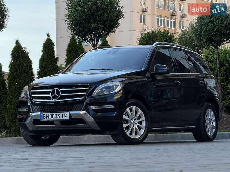 Внедорожник / Кроссовер Mercedes-Benz M-Class 2013 в Одессе