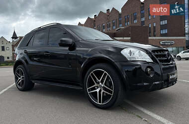 Внедорожник / Кроссовер Mercedes-Benz M-Class 2010 в 