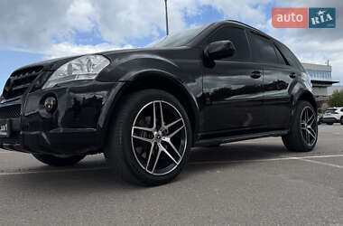 Внедорожник / Кроссовер Mercedes-Benz M-Class 2010 в 