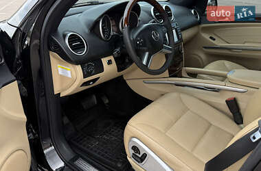 Внедорожник / Кроссовер Mercedes-Benz M-Class 2010 в 