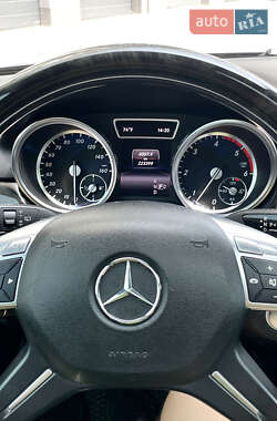 Внедорожник / Кроссовер Mercedes-Benz M-Class 2014 в 