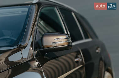 Внедорожник / Кроссовер Mercedes-Benz M-Class 2014 в 