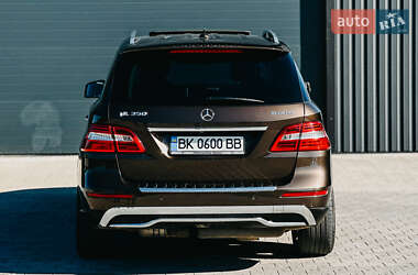 Внедорожник / Кроссовер Mercedes-Benz M-Class 2014 в 