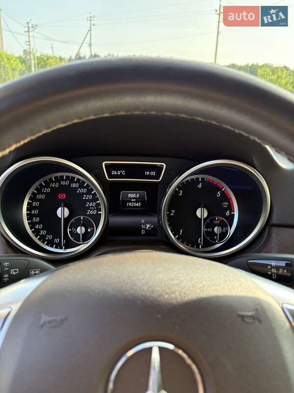 Внедорожник / Кроссовер Mercedes-Benz M-Class 2013 в Львове
