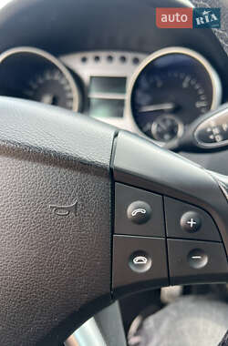 Внедорожник / Кроссовер Mercedes-Benz M-Class 2007 в 