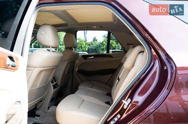Внедорожник / Кроссовер Mercedes-Benz M-Class 2015 в 