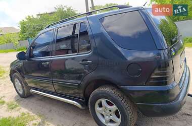 Позашляховик / Кросовер Mercedes-Benz M-Class 1998 в 