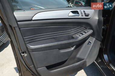 Внедорожник / Кроссовер Mercedes-Benz M-Class 2013 в 