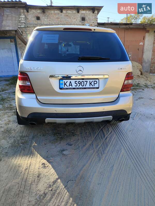 Позашляховик / Кросовер Mercedes-Benz M-Class 2006 в Шостці