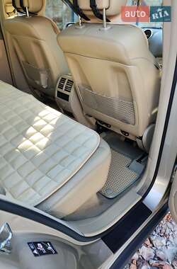 Внедорожник / Кроссовер Mercedes-Benz M-Class 2006 в 