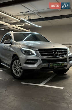 Mercedes-Benz M-Class 2012 Mercedes-Benz M-Class 2012