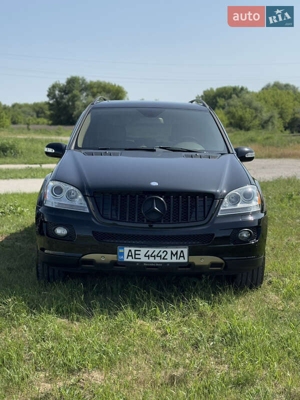 Внедорожник / Кроссовер Mercedes-Benz M-Class 2008 в 
