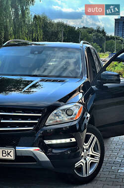 Позашляховик / Кросовер Mercedes-Benz M-Class 2012 в Хмельницькому