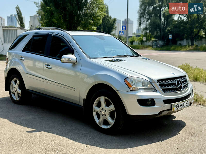 Внедорожник / Кроссовер Mercedes-Benz M-Class 2008 в Киеве