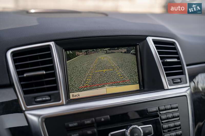 Внедорожник / Кроссовер Mercedes-Benz M-Class 2012 в Черновцах