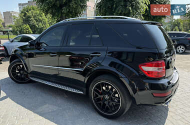 Внедорожник / Кроссовер Mercedes-Benz M-Class 2008 в 