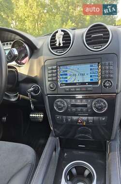 Внедорожник / Кроссовер Mercedes-Benz M-Class 2007 в 