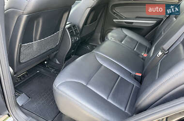 Внедорожник / Кроссовер Mercedes-Benz M-Class 2010 в 