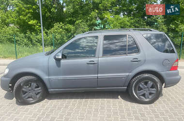 Внедорожник / Кроссовер Mercedes-Benz M-Class 2005 в 