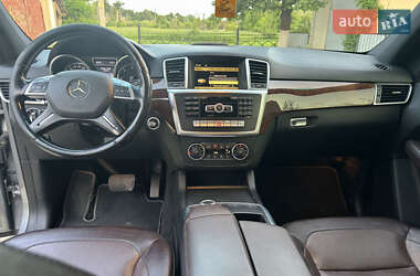 Внедорожник / Кроссовер Mercedes-Benz M-Class 2012 в 