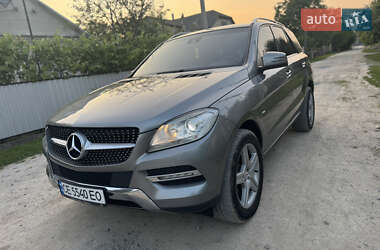Внедорожник / Кроссовер Mercedes-Benz M-Class 2012 в 