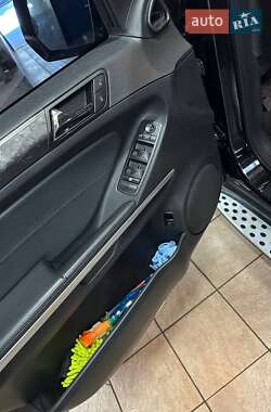 Позашляховик / Кросовер Mercedes-Benz M-Class 2010 в 