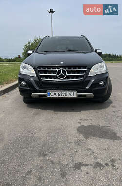Внедорожник / Кроссовер Mercedes-Benz M-Class 2009 в 