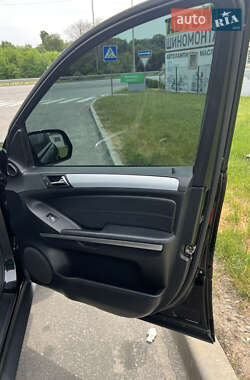 Внедорожник / Кроссовер Mercedes-Benz M-Class 2009 в 