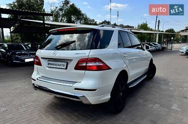 Внедорожник / Кроссовер Mercedes-Benz M-Class 2012 в 