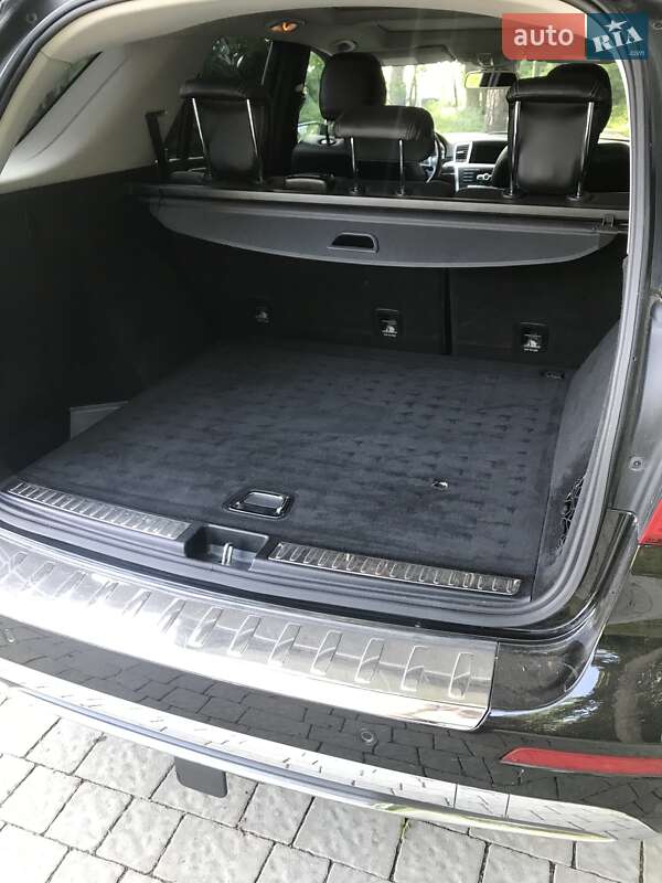Позашляховик / Кросовер Mercedes-Benz M-Class 2014 в Львові