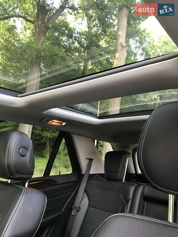 Позашляховик / Кросовер Mercedes-Benz M-Class 2014 в Львові